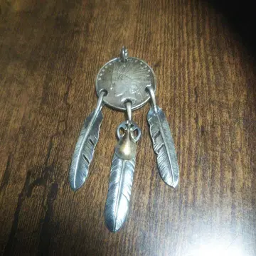 인디언 헤드 디자인 펜던트 3점 걸이 페더