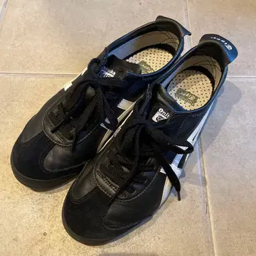 오니츠카타이거 멕시코66