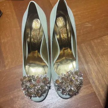 페피타 d 오로 하이힐