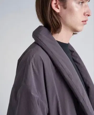 ATON ASAKO NYLON GOWN COAT