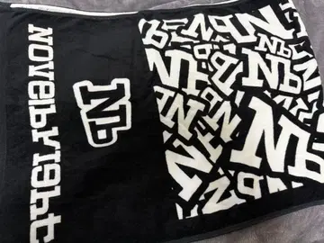 Novelbright 로고 스포츠 타월