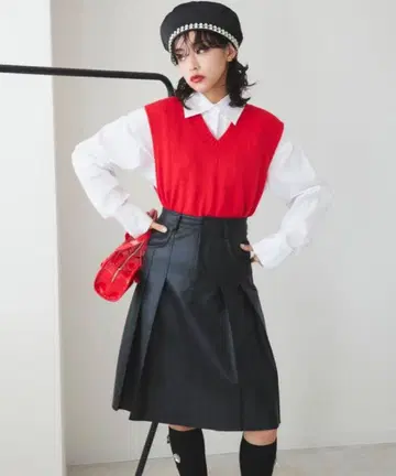 나르시스 Narcissus 가죽 플리츠 스커트