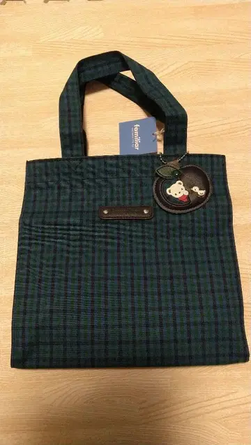 파밀리아 familia 체크 무늬 토트백 미사용 새상품