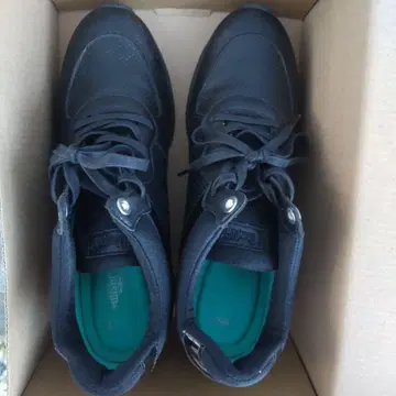 블랙 웨지솔 스니커즈