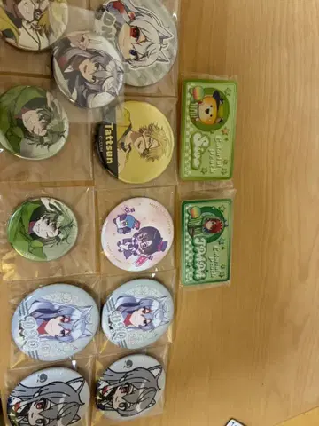 애니메이션 캐릭터 캔뱃지 세트 UUUM