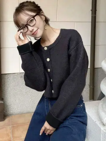 RESEXXY 골드 버튼 니트 가디건