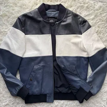 [ 초레어 새상품급 ] 휴고보스 가죽 블루종 가죽 자켓 램 가죽 M
