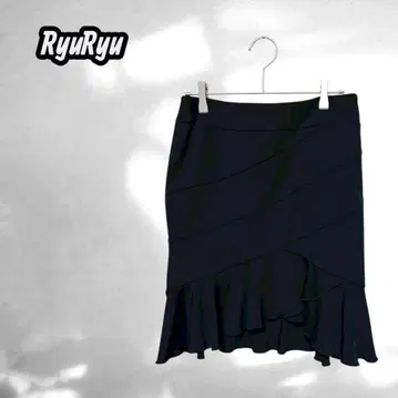 [류류] 스커트 무릎 위 길이 앞뒤 프릴 페미닌 걸리시 블랙 블랙