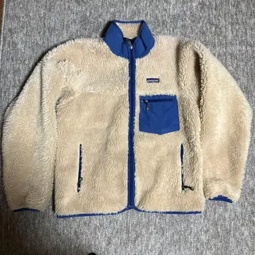 05년산 새상품급 파타고니아 클래식 레트로 가디건 사이즈 M