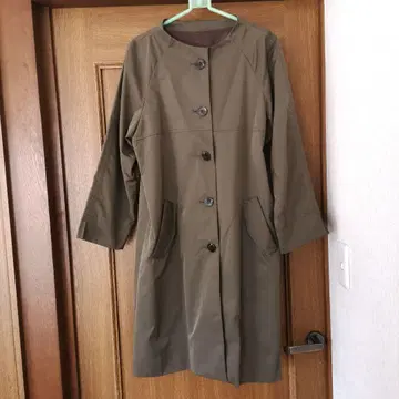 올피네 Orfine 긴 길이 코트 카키 L 상태 좋음 새상품급 가을/겨울