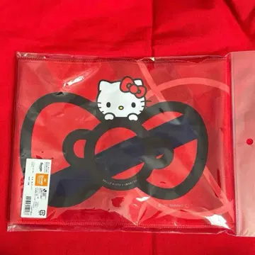 산리오 x J리그 머플러 타월 이와키FC 키티 헬로키티