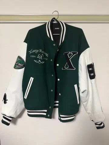 엑스라지 파일 로고 바시티 자켓