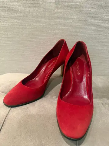 세르지오 로시 레드 스웨이드 펌프스 사이즈 35.5