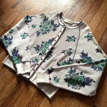 mag FLOWER PRINT WAFFLE CARDIGAN