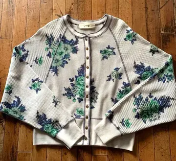 mag FLOWER PRINT WAFFLE CARDIGAN