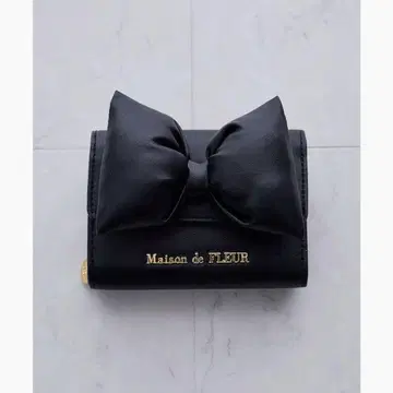 [ 새상품급 ] Maison de FLEUR 볼륨 리본 지갑 지갑