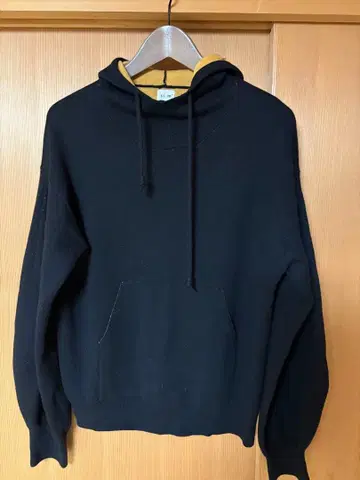 si : m 니트 후드티