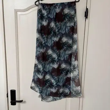 토네이도 마트 꽃무늬 스톨 롱 스카프