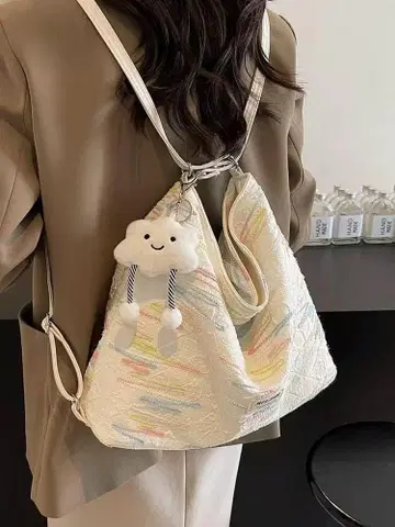 화이트 스트라이프 백팩 구름 참 포함