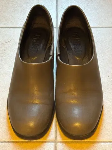 캠퍼 CAMPER 맥주 펌프스 그레이 사이즈 39