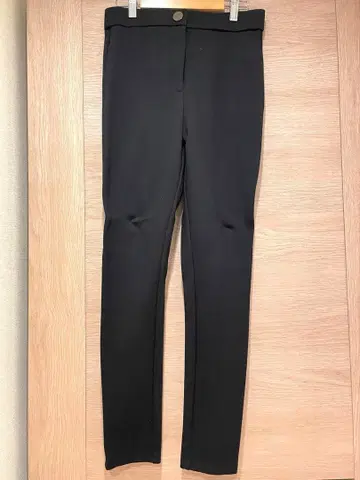 [ 새상품급 ] ZARA 자라 스키니 팬츠 스트레치 블랙