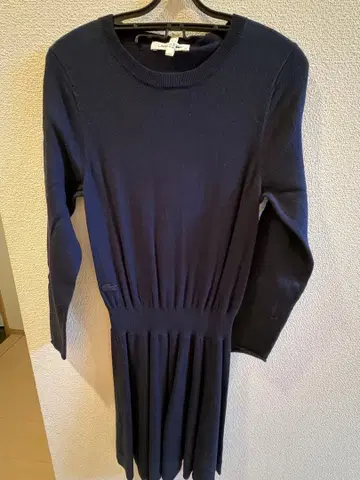 라코스테 네이비 긴팔 플리츠 원피스