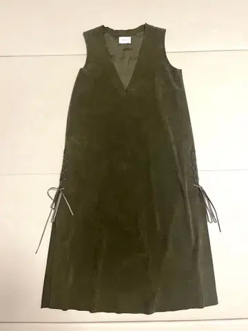 [ UNITED ARROWS ] 스웨이드풍 슬릿 레이스업 원피스