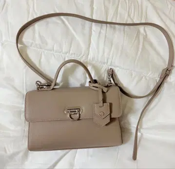 [ 기간 한정 가격 인하 ] DIANA 숄더백