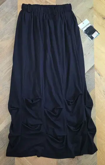 [ 새상품 ] 라세느 블랙 개더 롱 스커트 y49