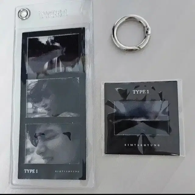 배송비무료)방탄소년단 태형 포토필름 키링(블랙)