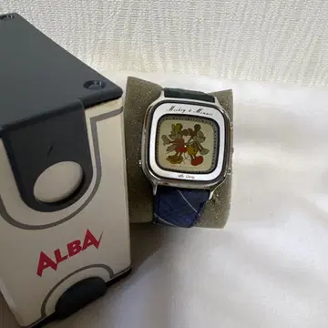 ALBA 미키마우스 미니 마우스 디즈니 손목시계 레트로
