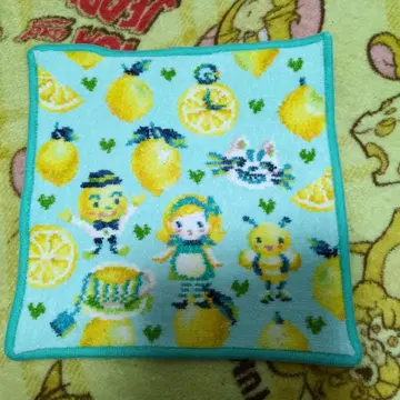 페이러 카렐차펙 레몬 손수건