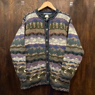 Icelandic Design 크루넥 가디건 풍경 무늬 니트