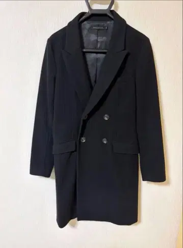 GOSTAR DE FUGA 더블 체스터 코트 블랙 새상품급