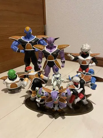 드래곤볼 피규어 제일복권 기뉴 특전대 프리저