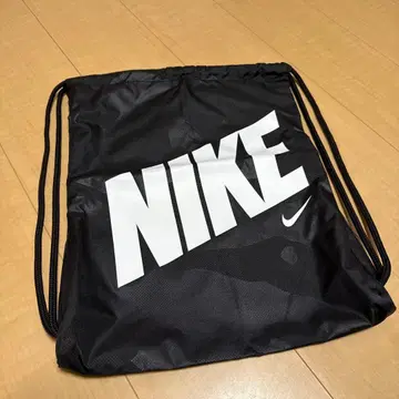 NIKE 블랙 냅색