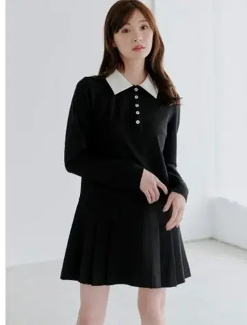 옷깃 플리츠 컷 미니 원피스