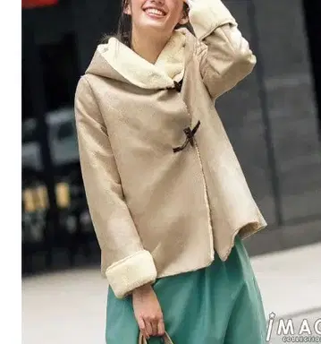 [새상품] #무스탕코트 #후디 #토글더플코트 #숏