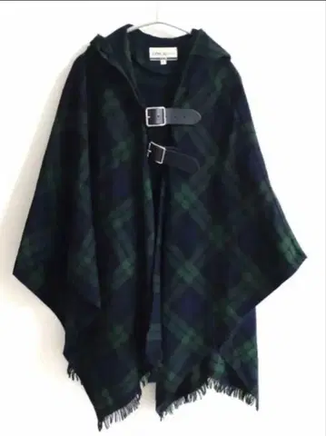 오닐 오브 더블린 후드 울 판초 체크 블랙워치