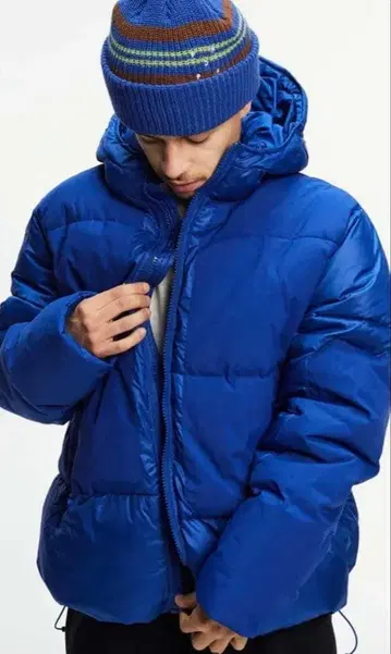 POP TRADING 후드 부착 다운 자켓