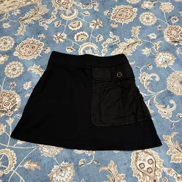 MONCLER 블랙 스커트 S