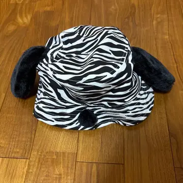 스누피 제브라 패턴 플리스 귀달이 버킷 햇