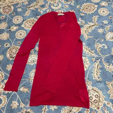 MONCLER 핑크 V넥 긴팔 니트