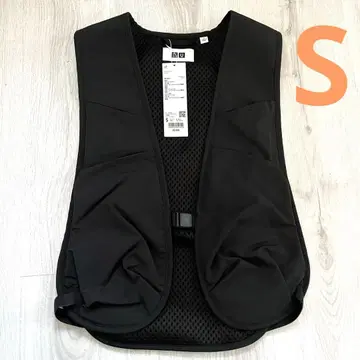 [ 새상품 ] UNIQLO U 유틸리티 베스트 S 블랙 유니클로 U