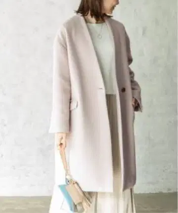 새상품급 NOBLE 노블 울 나일론 프론트 버튼 V넥 코트