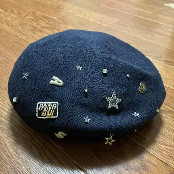 새상품급 ANNA SUI 안나수이 베레모