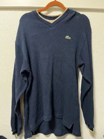 LACOSTE 네이비 V넥 스웨터