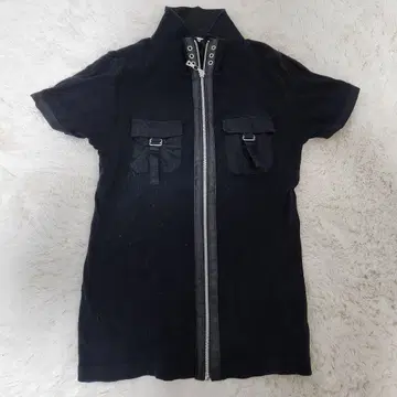블랙 지퍼 숏 슬리브 셔츠