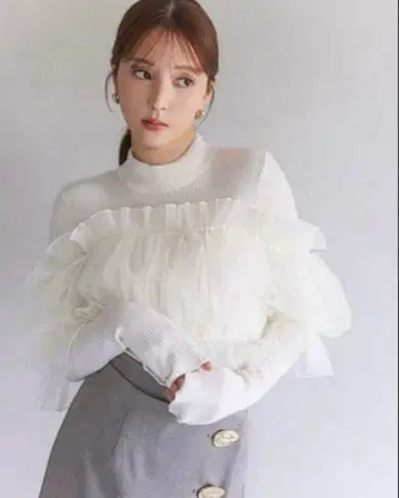 SNIDEL 튤 오프숄더 도킹 니트