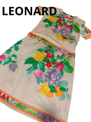 b33 LEONARD 레오나르 티셔츠 스커트 셋업